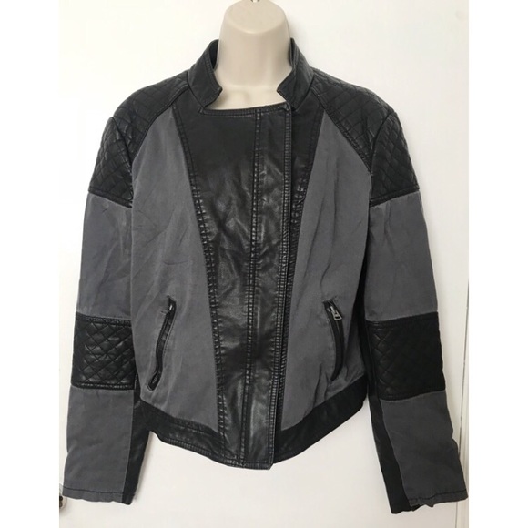 Aeropostale Jackets & Blazers - Aeropostale Faux Leather Zip Up Jacket